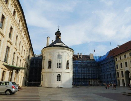 dentro do castelo praga